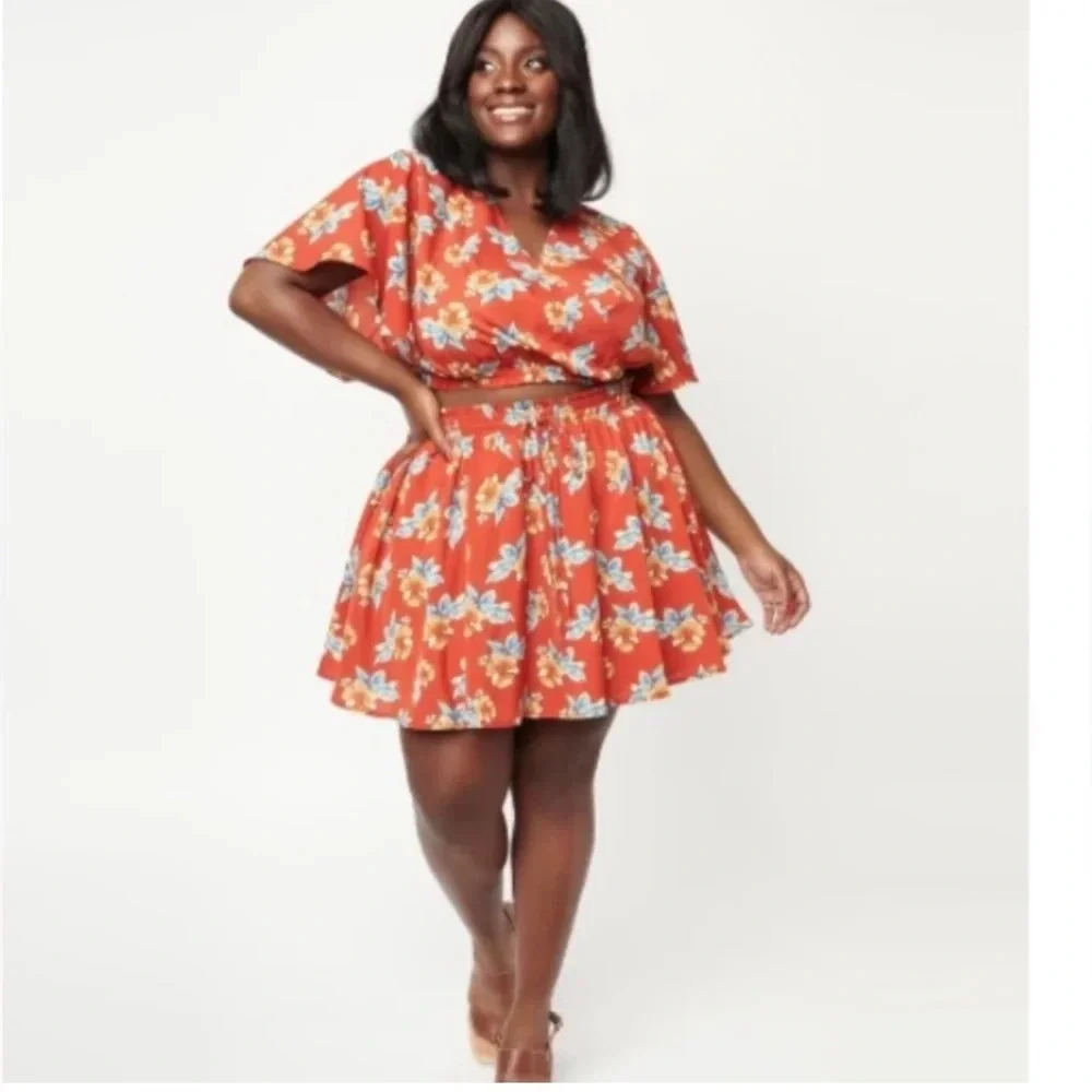 🦋B2G1🦋UNIQUE VINTAGE Rust Floral Daryl Skort NWT | SMALL |